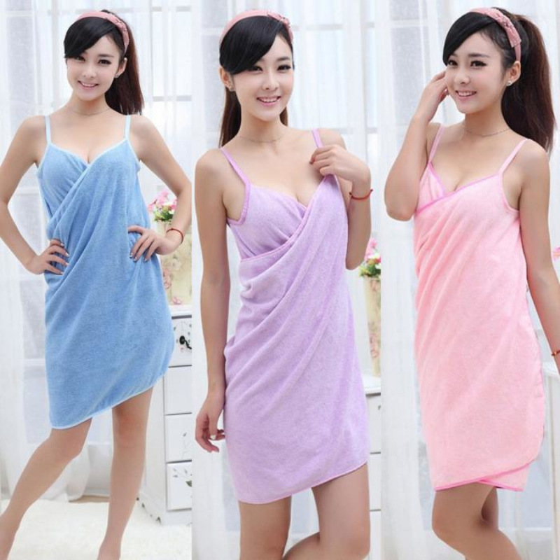 Home Bathroom With Sauna - Asciugamani da bagno indossabili da donna