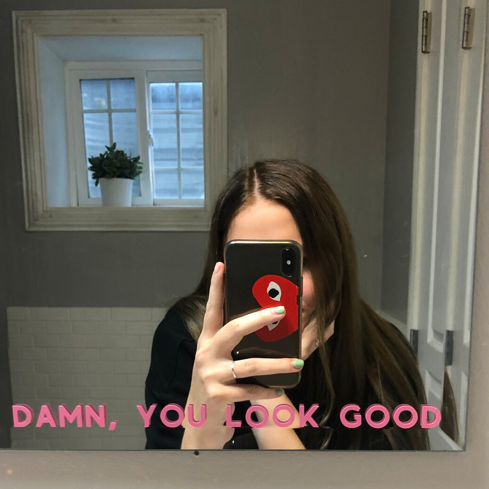 You Look Good Dainty Specchio  - Home Goods Bathroom Mirrors recensione e prezzo