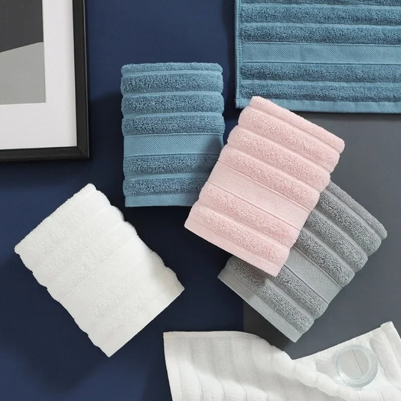 Utile asciugamano quadrato per - Zara Home Bathroom recensione e prezzo