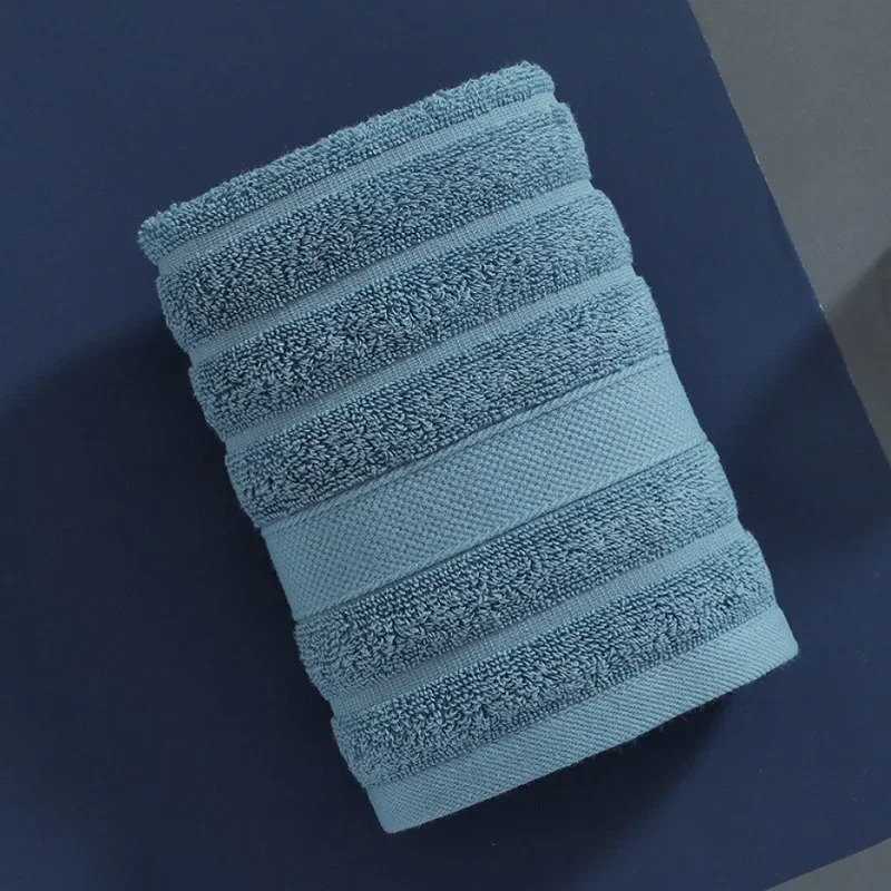 Utile asciugamano quadrato per - Zara Home Bathroom recensione e prezzo